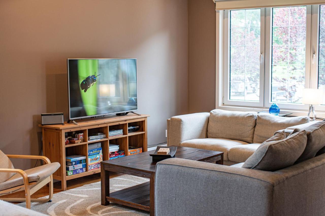 Aspen Lodge By Revelstoke Vacations Exteriér fotografie